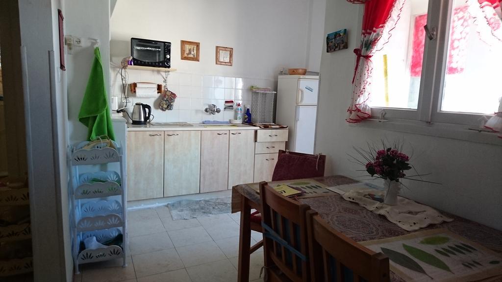 Stella Maris Hosting Apartment ไฮฟา ภายนอก รูปภาพ